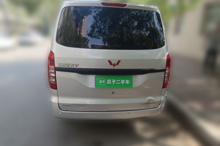 Used Wuling Hongguang V 2022 1.5L Jingqu Edition Electric-Assist LAR Rear