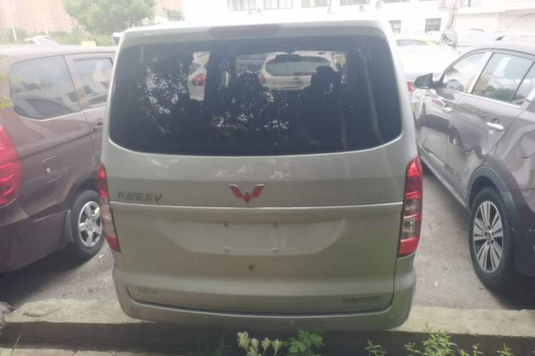 Used Wuling Hongguang V 2022 1.5L Enjoy Edition Electric-Powered LAR Rear