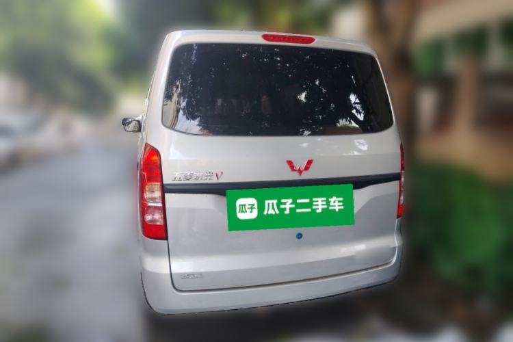 Used Wuling Hongguang V 2022 1.5L Jingqu Version Hydraulic Power Steering LAR Rear
