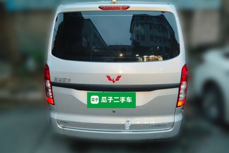 Used Wuling Hongguang V 2022 1.5L Jingqu Version Hydraulic Power Steering LAR Rear