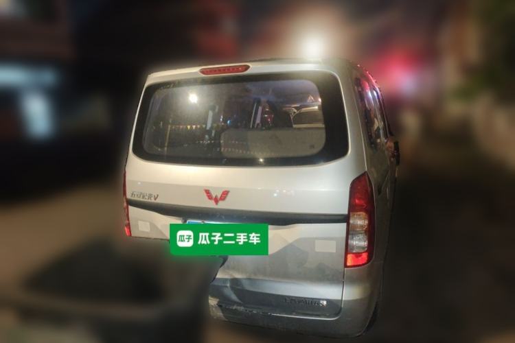 Used Wuling Hongguang V 2022 1.5L Jingqu Edition Electric-Assist LAR Rear