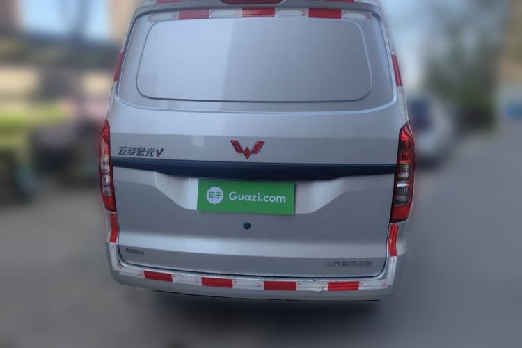 Used Wuling Hongguang V 2022 1.5L Jingqu Edition Enclosed-Window Vehicle with Electric Power Steering LAR Rear