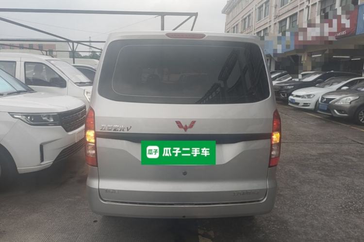 Used Wuling Hongguang V 2022 1.5L Jingqu Edition Electric-Assist LAR Rear
