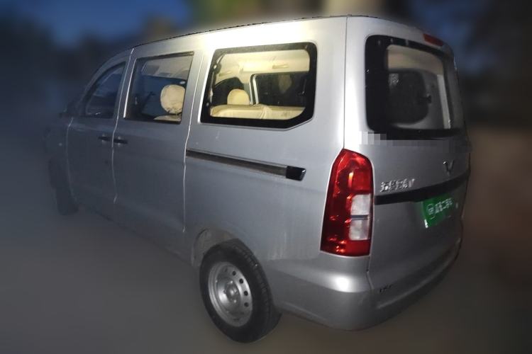 Used Wuling Hongguang V 2022 1.5L Jingqu Edition Electric-Assist LAR Rear Left 45 Deg