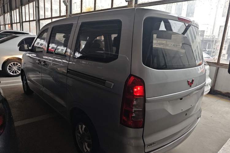 Used Wuling Hongguang V 2022 1.5L Enjoy Edition Electric-Powered LAR Rear Left 45 Deg