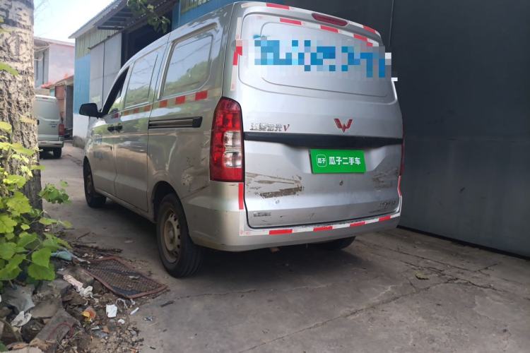Used Wuling Hongguang V 2022 1.5L Jingqu Edition Enclosed-Window Vehicle with Hydraulic Power Steering LAR Rear Left 45 Deg