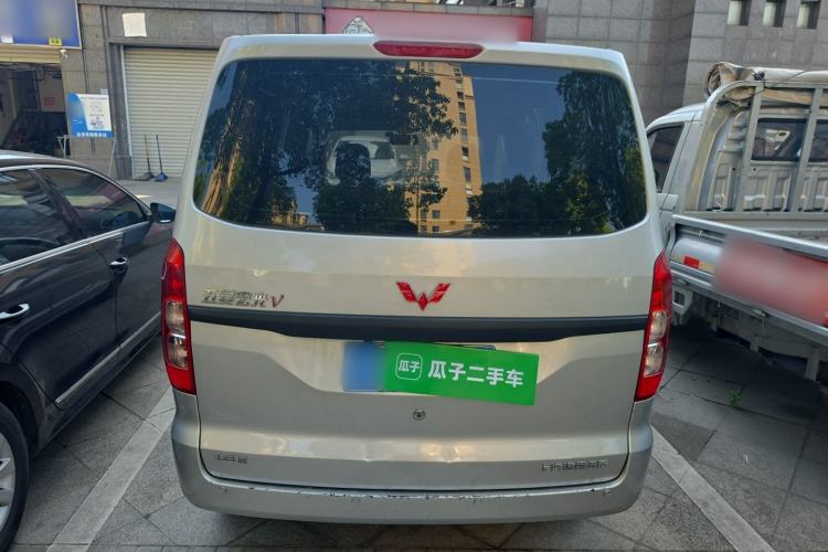 Used Wuling Hongguang V 2022 1.5L Jingqu Version Hydraulic Power Steering LAR Rear