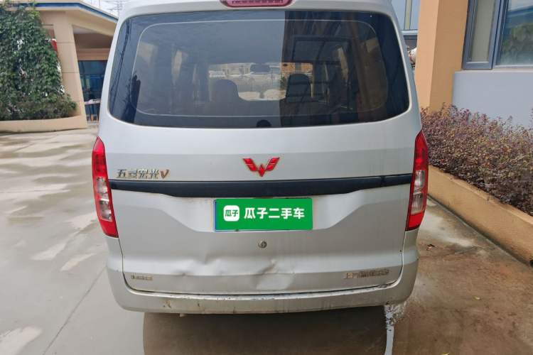 Used Wuling Hongguang V 2022 1.5L Jingqu Version Hydraulic Power Steering LAR Rear