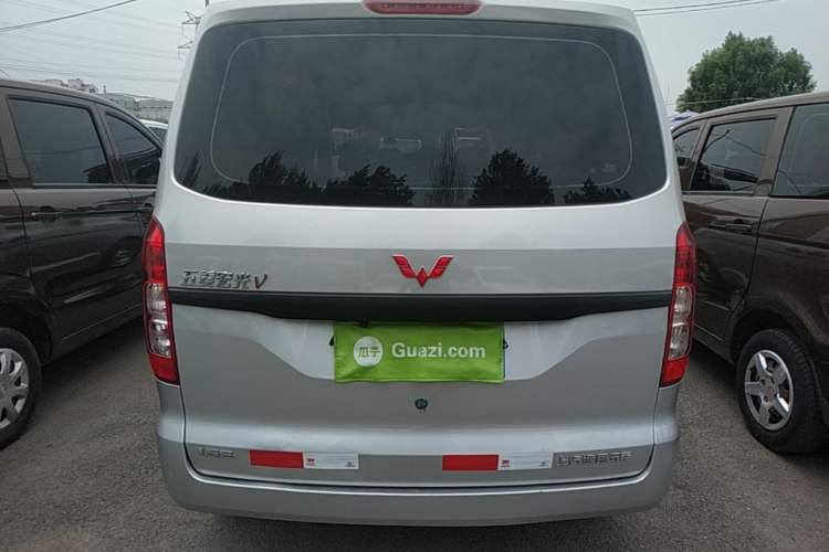 Used Wuling Hongguang V 2022 1.5L Jingqu Edition Electric-Assist LAR Rear