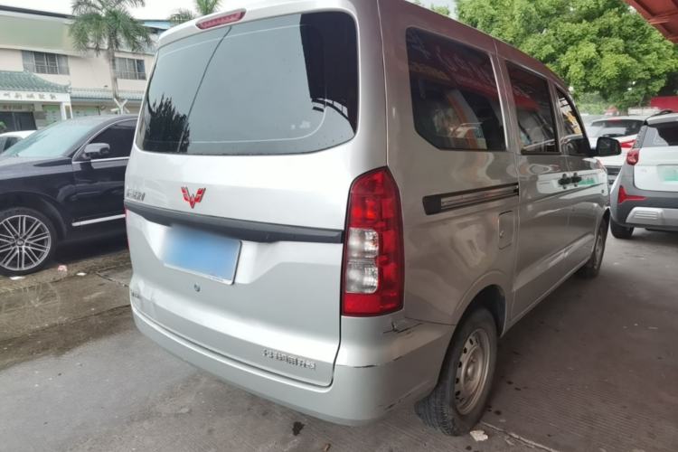 Used Wuling Hongguang V 2022 1.5L Jingqu Version Hydraulic Power Steering LAR Rear Right 45 Deg