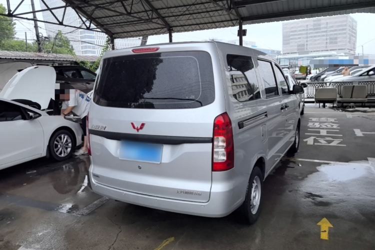 Used Wuling Hongguang V 2022 1.5L Jingqu Edition Electric-Assist LAR Rear Right 45 Deg
