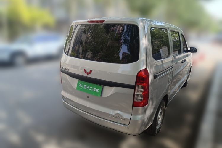 Used Wuling Hongguang V 2022 1.5L Jingqu Edition Electric-Assist LAR Rear Right 45 Deg