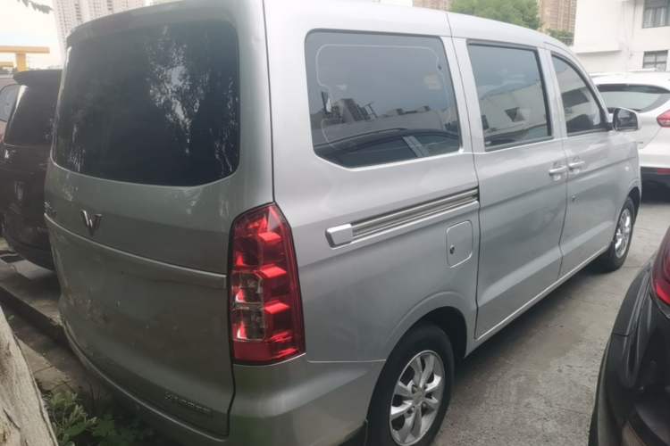 Used Wuling Hongguang V 2022 1.5L Enjoy Edition Electric-Powered LAR Rear Right 45 Deg