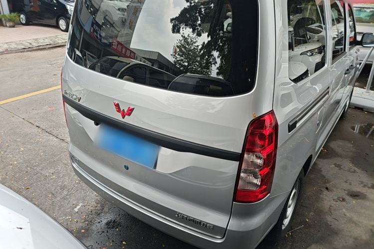 Used Wuling Hongguang V 2022 1.5L Jingqu Edition Electric-Assist LAR Rear Right 45 Deg
