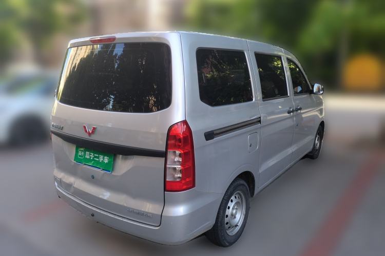 Used Wuling Hongguang V 2022 1.5L Jingqu Version Hydraulic Power Steering LAR Rear Right 45 Deg