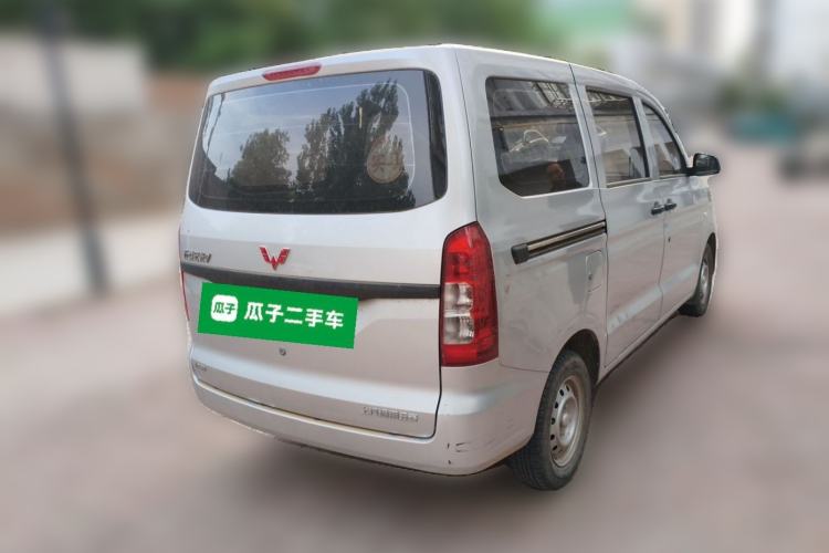 Used Wuling Hongguang V 2022 1.5L Jingqu Version Hydraulic Power Steering LAR Rear Right 45 Deg