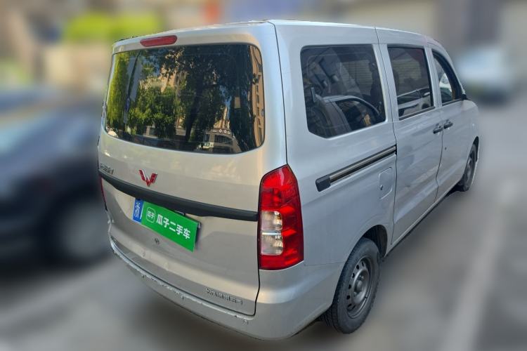 Used Wuling Hongguang V 2022 1.5L Jingqu Version Hydraulic Power Steering LAR Rear Right 45 Deg