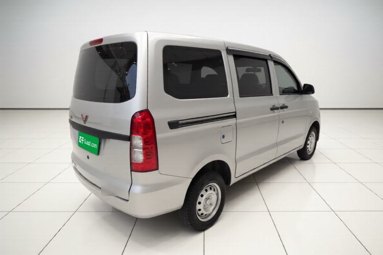 Used Wuling Hongguang V 2022 1.5L Jingqu Edition Electric-Assist LAR Rear Right 45 Deg