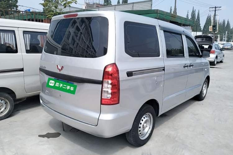 Used Wuling Hongguang V 2022 1.5L Jingqu Edition Electric-Assist LAR Rear Right 45 Deg