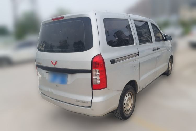 Used Wuling Hongguang V 2022 1.5L Jingqu Version Hydraulic Power Steering LAR Rear Right 45 Deg