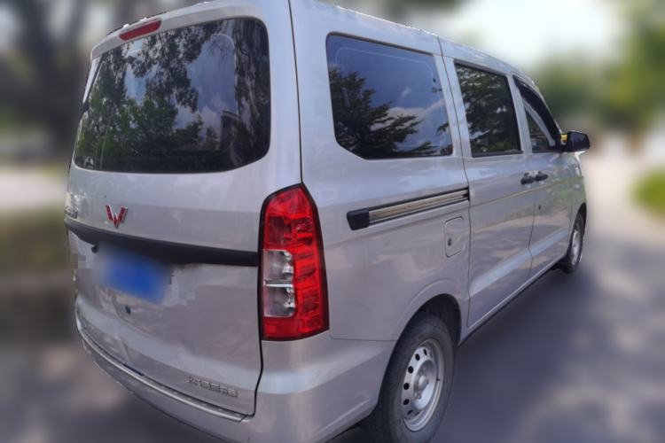 Used Wuling Hongguang V 2022 1.5L Jingqu Edition Electric-Assist LAR Rear Right 45 Deg