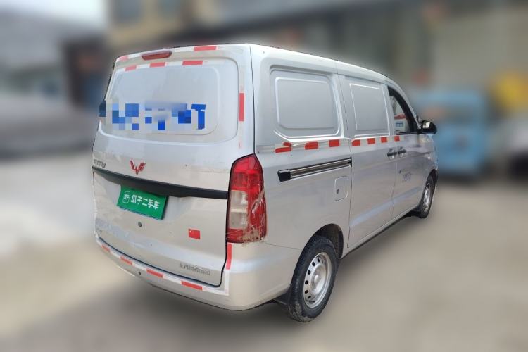 Used Wuling Hongguang V 2022 1.5L Jingqu Edition Enclosed-Window Vehicle with Electric Power Steering LAR Rear Right 45 Deg