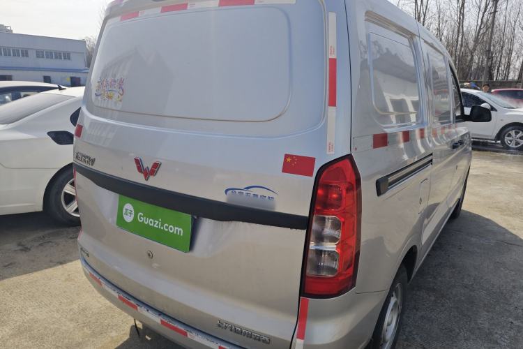 Used Wuling Hongguang V 2022 1.5L Jingqu Edition Enclosed-Window Vehicle with Electric Power Steering LAR Rear Right 45 Deg