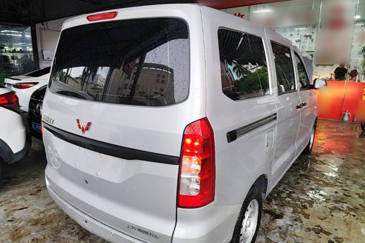 Used Wuling Hongguang V 2022 1.5L Jingqu Version Hydraulic Power Steering LAR Rear Right 45 Deg