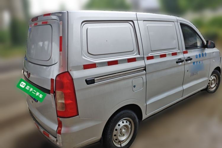 Used Wuling Hongguang V 2022 1.5L Jingqu Edition Enclosed-Window Vehicle with Electric Power Steering LAR Rear Right 45 Deg