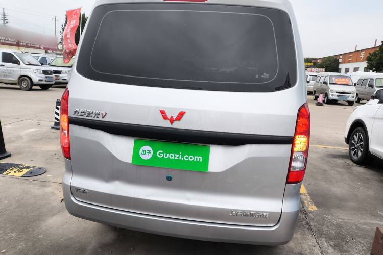 Used Wuling Hongguang V 2022 1.5L Jingqu Edition Electric-Assist LAR Rear