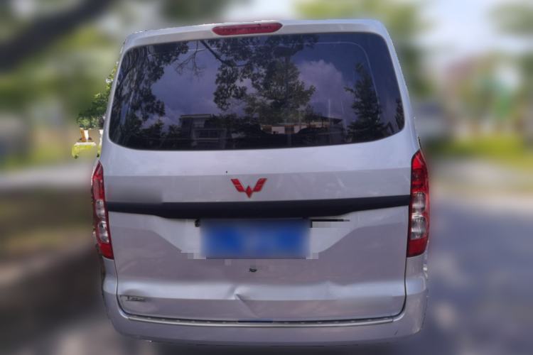Used Wuling Hongguang V 2022 1.5L Jingqu Edition Electric-Assist LAR Rear