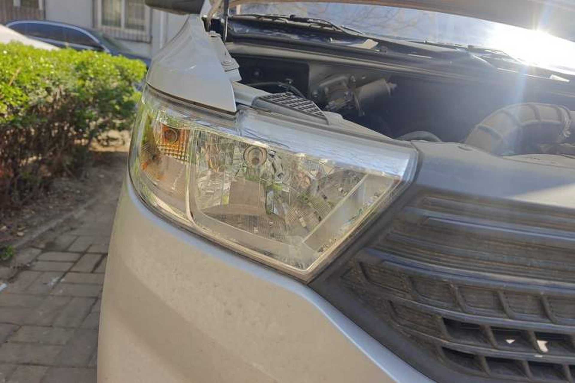 Used Wuling Hongguang V 2022 1.5L Jingqu Version Hydraulic Power Steering LAR Right Front Headlight