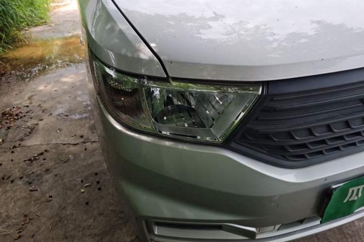 Used Wuling Hongguang V 2022 1.5L Jingqu Version Hydraulic Power Steering LAR Right Front Headlight
