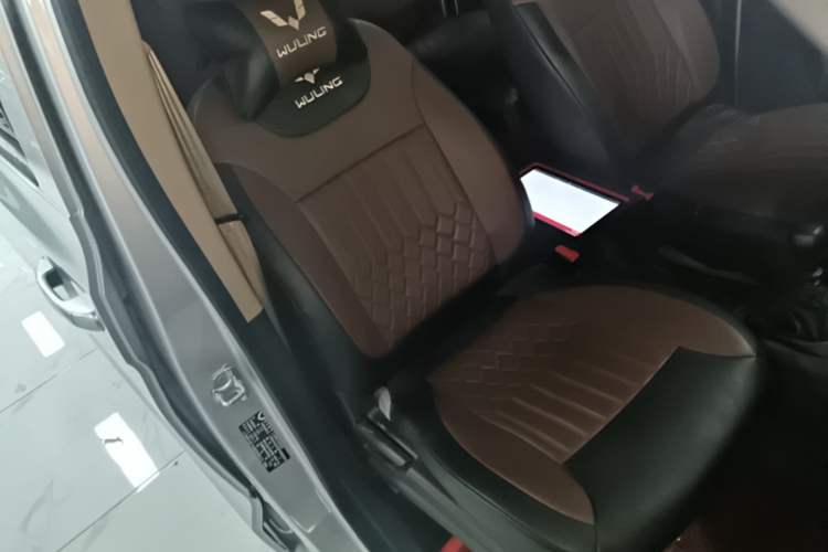 Used Wuling Hongguang V 2022 1.5L Enjoy Edition Electric-Powered LAR Right Front Seat