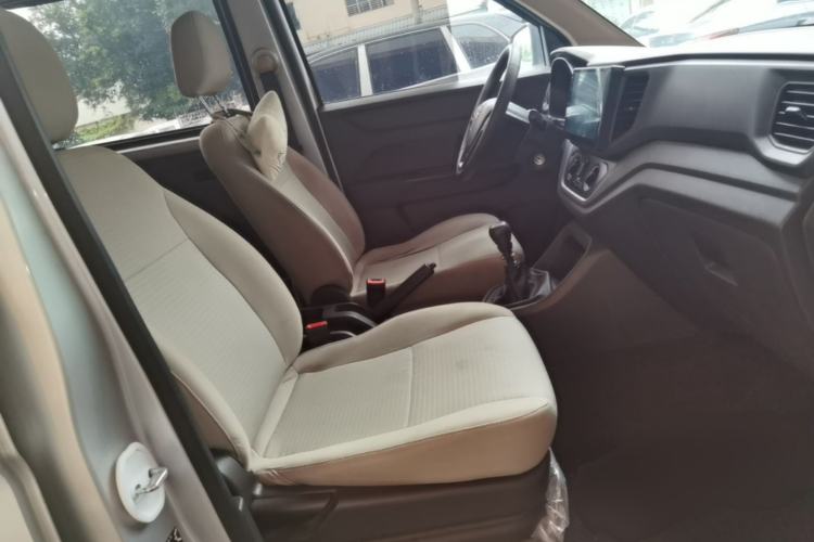 Used Wuling Hongguang V 2022 1.5L Jingqu Version Hydraulic Power Steering LAR Right Front Seat