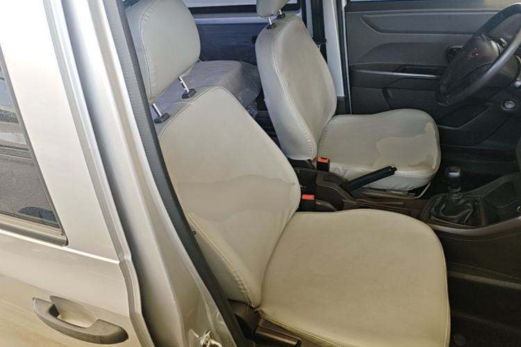 Used Wuling Hongguang V 2022 1.5L Jingqu Edition Electric-Assist LAR Right Front Seat