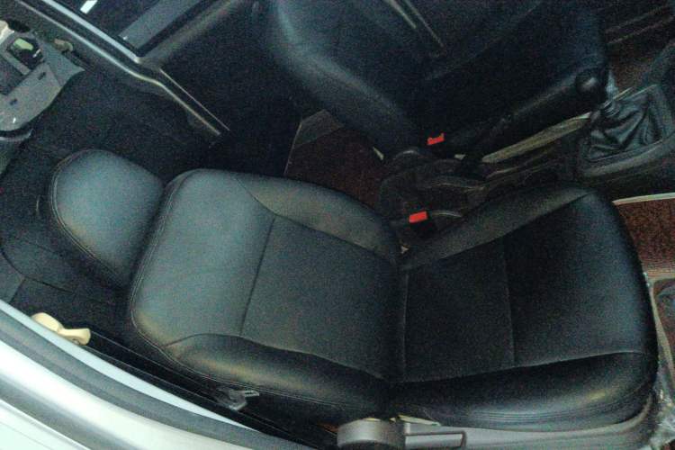 Used Wuling Hongguang V 2022 1.5L Jingqu Edition Electric-Assist LAR Right Front Seat