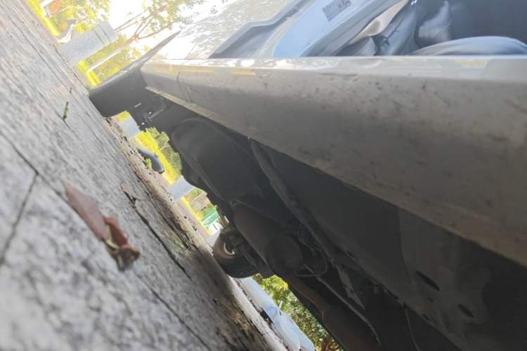 Used Wuling Hongguang V 2022 1.5L Enjoy Edition Electric-Powered LAR Right Side Sill