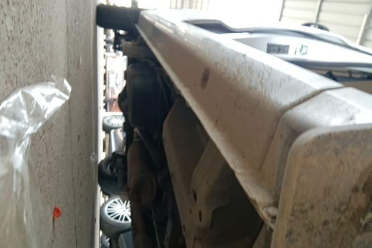 Used Wuling Hongguang V 2022 1.5L Jingqu Version Hydraulic Power Steering LAR Right Side Sill