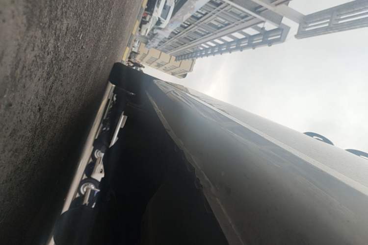 Used Wuling Hongguang V 2022 1.5L Jingqu Edition Electric-Assist LAR Right Side Sill