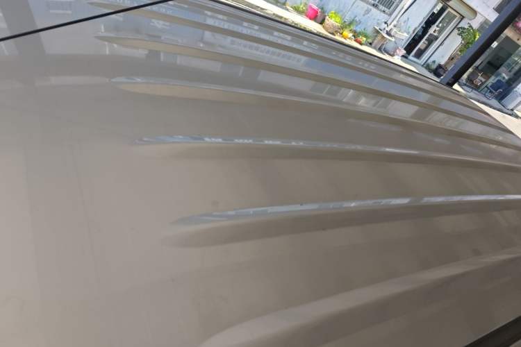 Used Wuling Hongguang V 2022 1.5L Jingqu Edition Enclosed-Window Vehicle with Hydraulic Power Steering LAR Roof