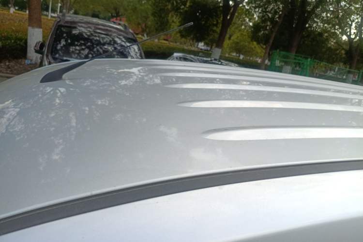 Used Wuling Hongguang V 2022 1.5L Jingqu Edition Enclosed-Window Vehicle with Electric Power Steering LAR Roof
