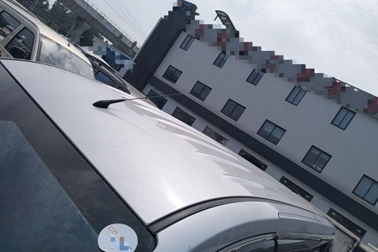 Used Wuling Hongguang V 2022 1.5L Jingqu Edition Electric-Assist LAR Roof