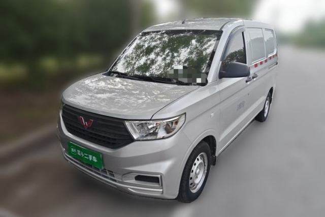 Used Wuling Hongguang V 2022 1.5L Jingqu Edition Enclosed-Window Vehicle with Hydraulic Power Steering LAR