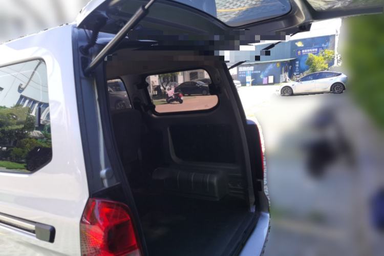 Used Wuling Hongguang V 2022 1.5L Jingqu Edition Electric-Assist LAR Trunk
