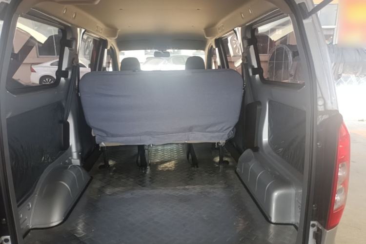 Used Wuling Hongguang V 2022 1.5L Jingqu Edition Electric-Assist LAR Trunk