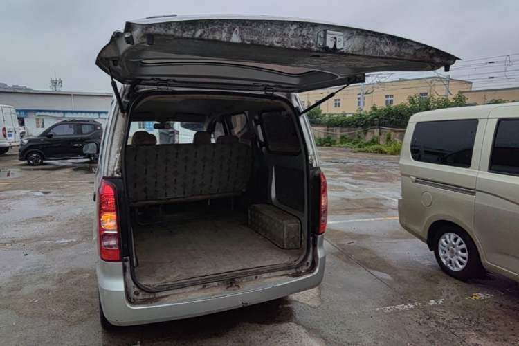 Used Wuling Hongguang V 2022 1.5L Jingqu Edition Electric-Assist LAR Trunk