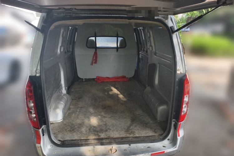 Used Wuling Hongguang V 2022 1.5L Jingqu Edition Enclosed-Window Vehicle with Electric Power Steering LAR Trunk