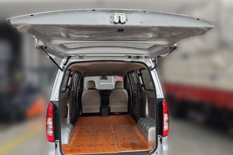 Used Wuling Hongguang V 2022 1.5L Jingqu Edition Electric-Assist LAR Trunk