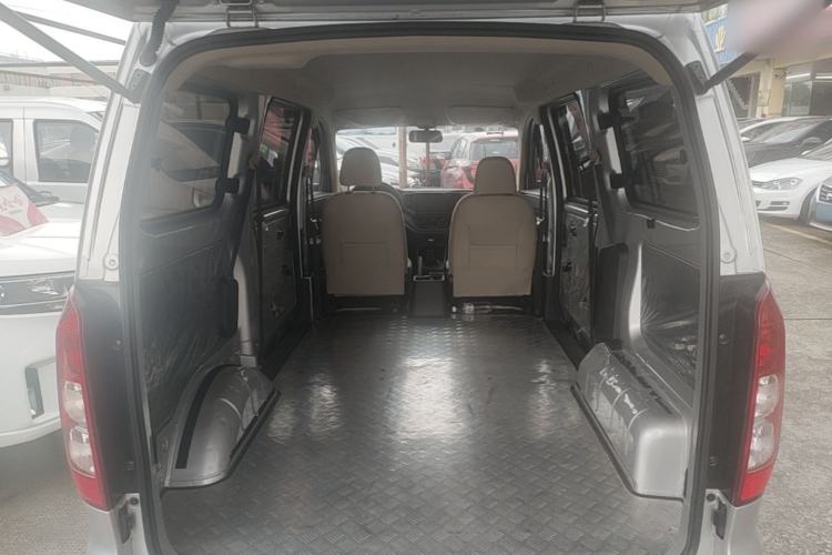 Used Wuling Hongguang V 2022 1.5L Jingqu Edition Electric-Assist LAR Trunk